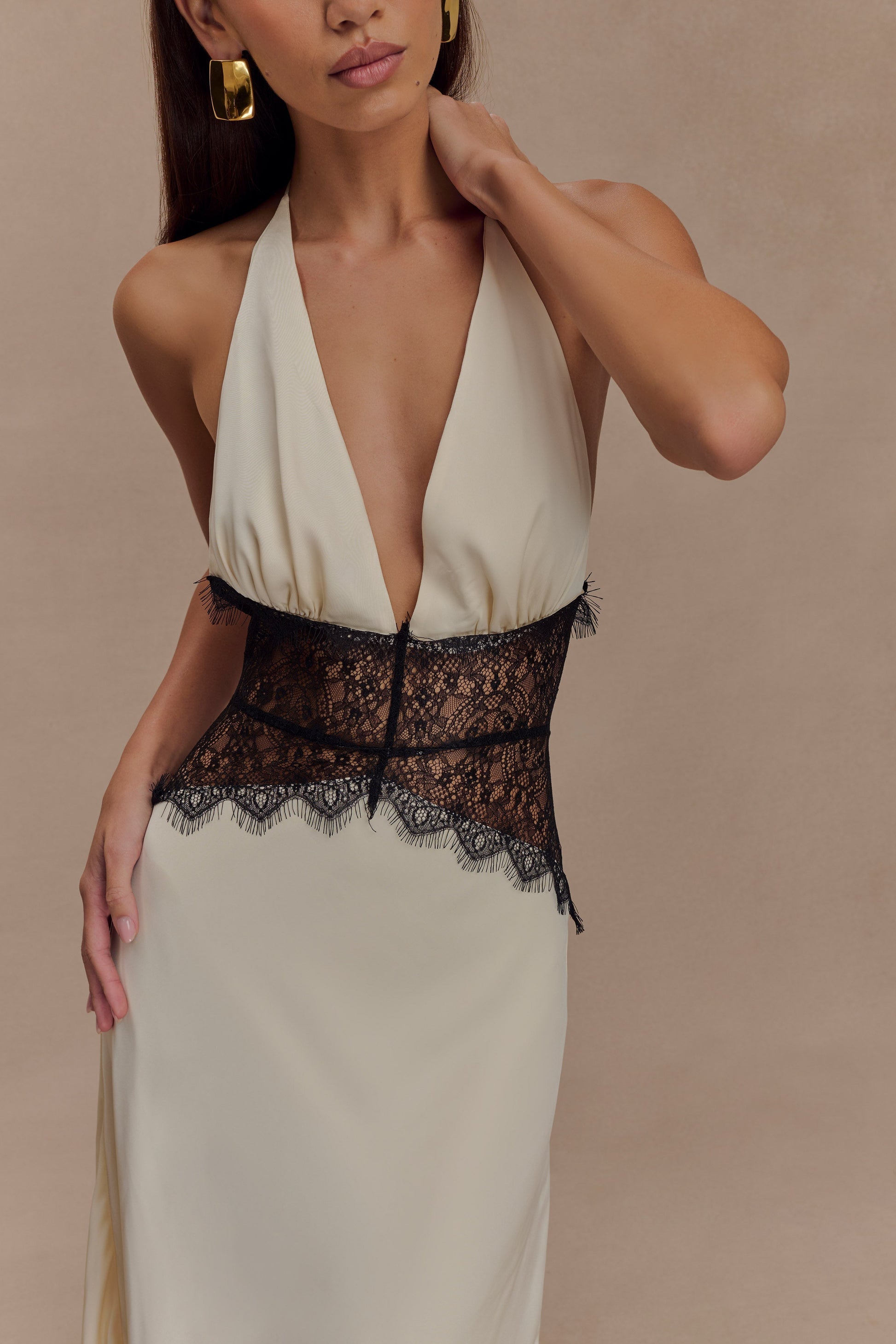 P&R Satin-Spitzen-Maxikleid